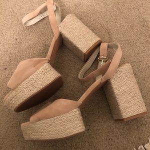 Nude Platform Kenneth Cole Sandals